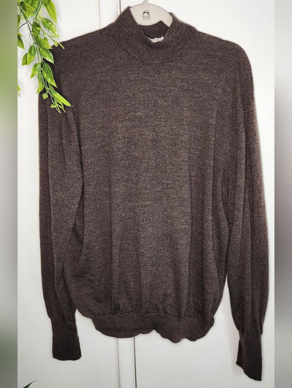 🤎 PAL ZILERI Mock Neck 100% Virgin Merino Wool Sweater 🤎
Made in Italy • Luxur